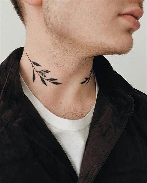 imágenes de tatuajes en el cuello|tatuajes en el cuello de hombre.